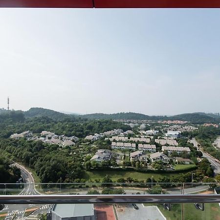 Palm Armada Residence Free Parking And Netflix Putrajaya Bagian luar foto